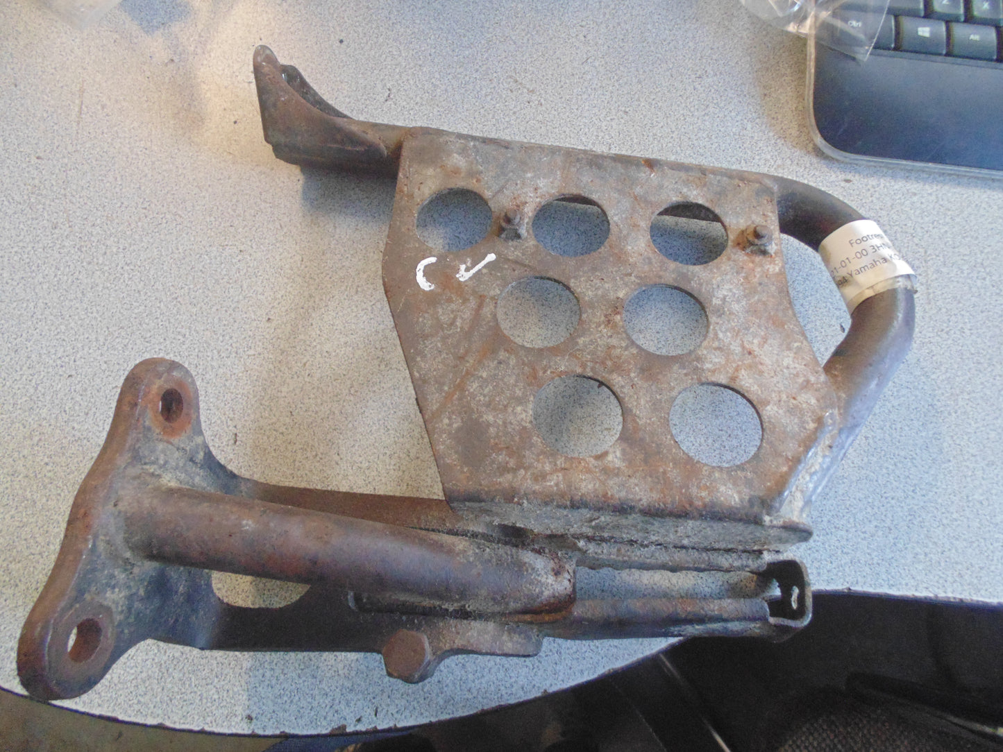1994 YAMAHA KODIAK 4WD FOOTREST 2 3HN-27421-01-00 3HN-27421-20-00