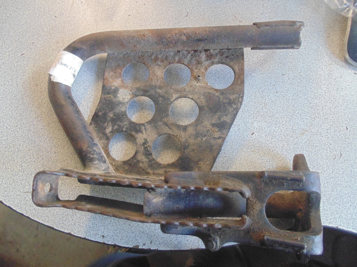 1994 YAMAHA KODIAK 4WD FOOTREST 2 3HN-27421-01-00 3HN-27421-20-00