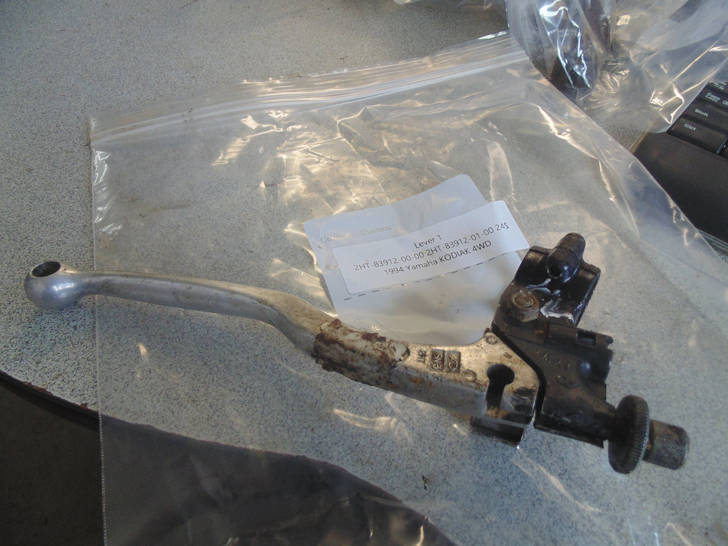 1994 YAMAHA KODIAK 4WD LEVER 1 2HT-83912-00-00 2HT-83912-01-00