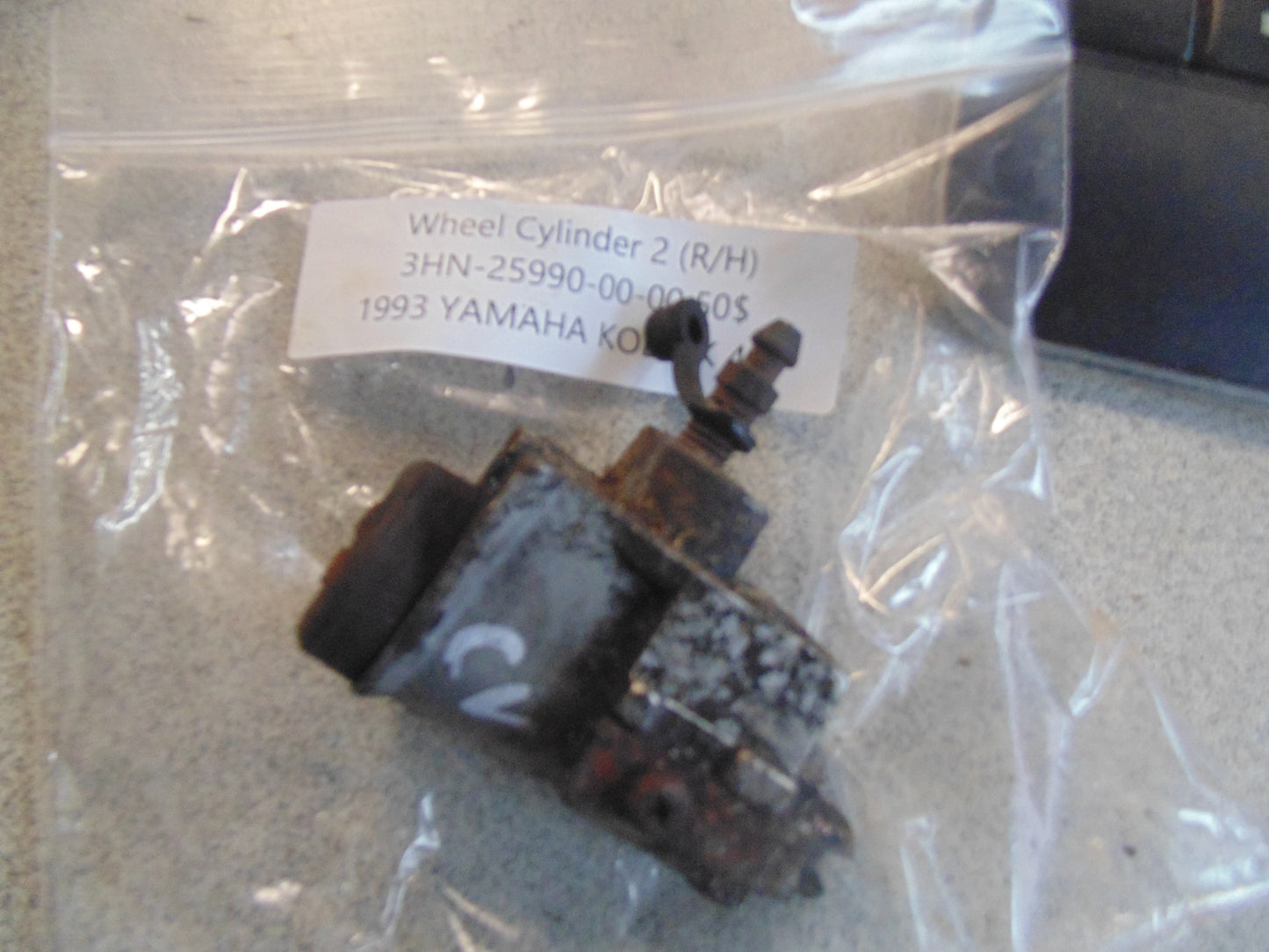 1993 YAMAHA KODIAK 400 WHEEL CYLINDER 2 (R/H) 3HN-25990-00-00