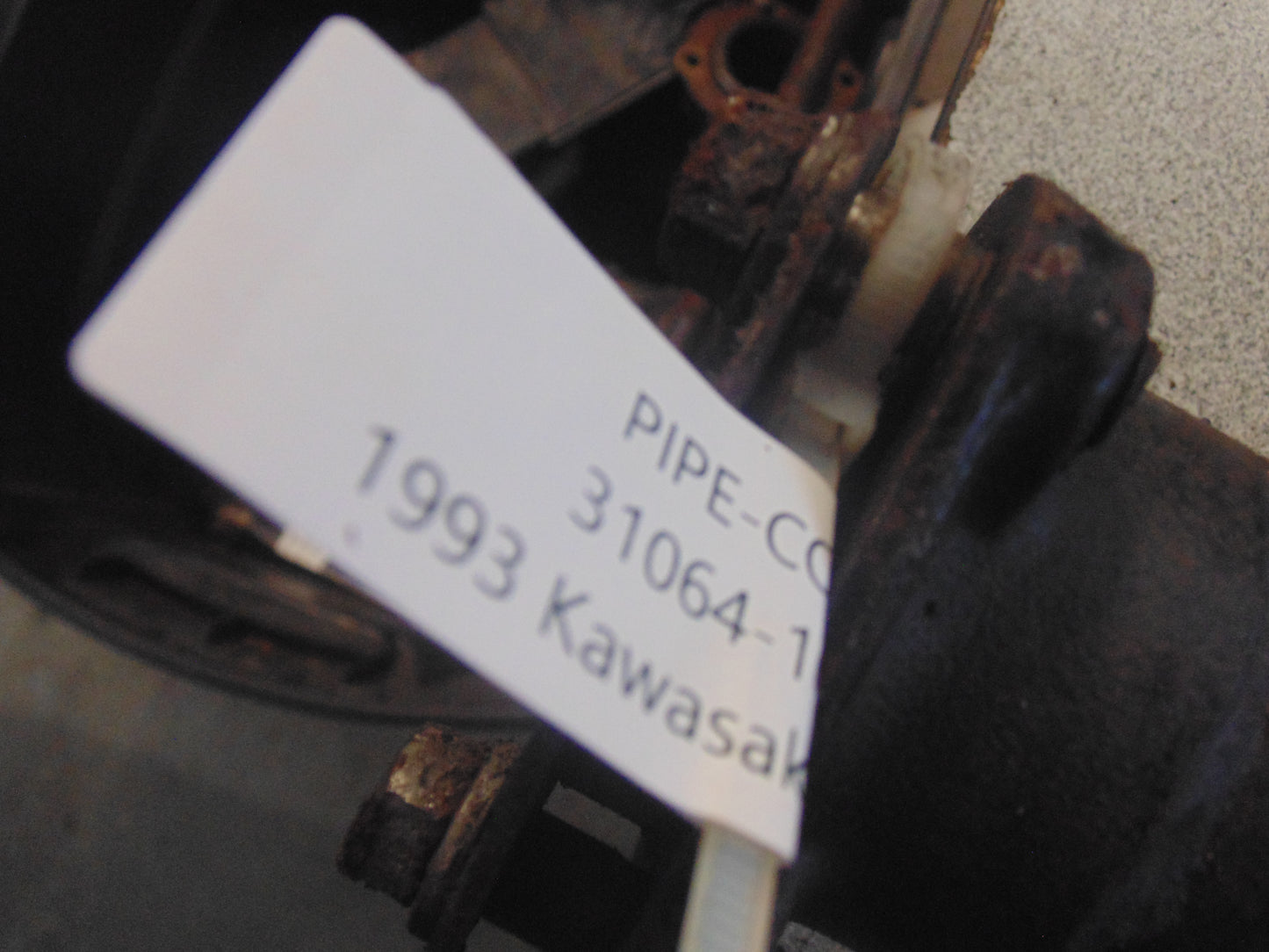 1993 KAWASAKI BAYOU 400 4X4 PIPE COMP RH 31064-1099