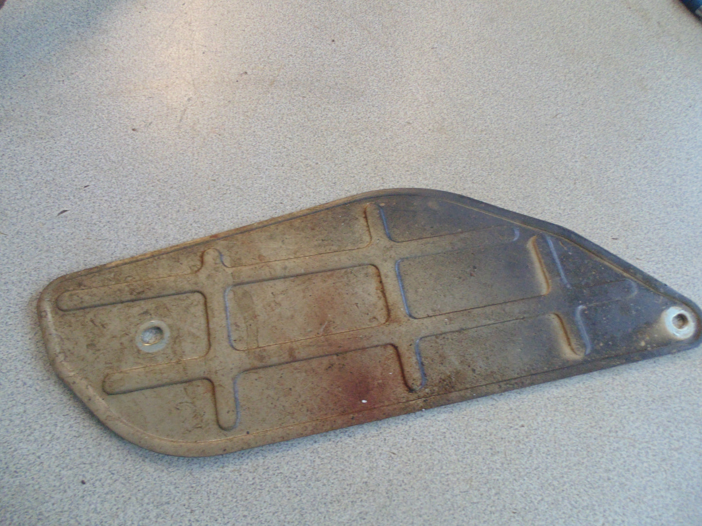 1989 Yamaha BIG BEAR 4WD COVER REAR FENDER 2 2HR-2163E-00-00