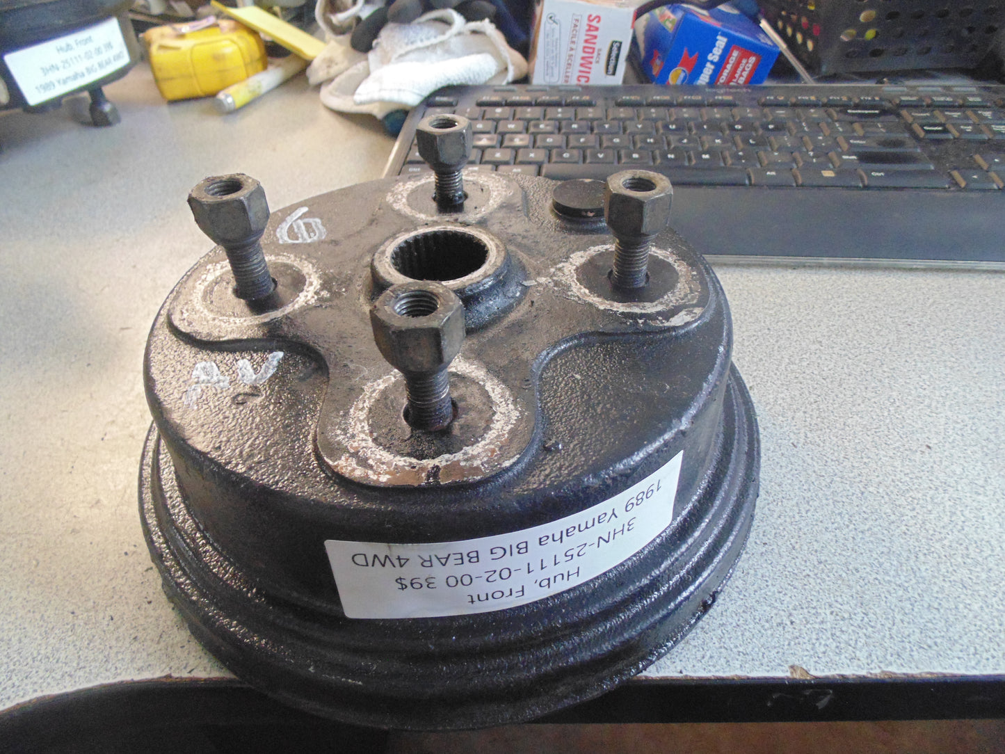 1989 Yamaha BIG BEAR 4WD HUB FRONT 3HN-25111-02-00