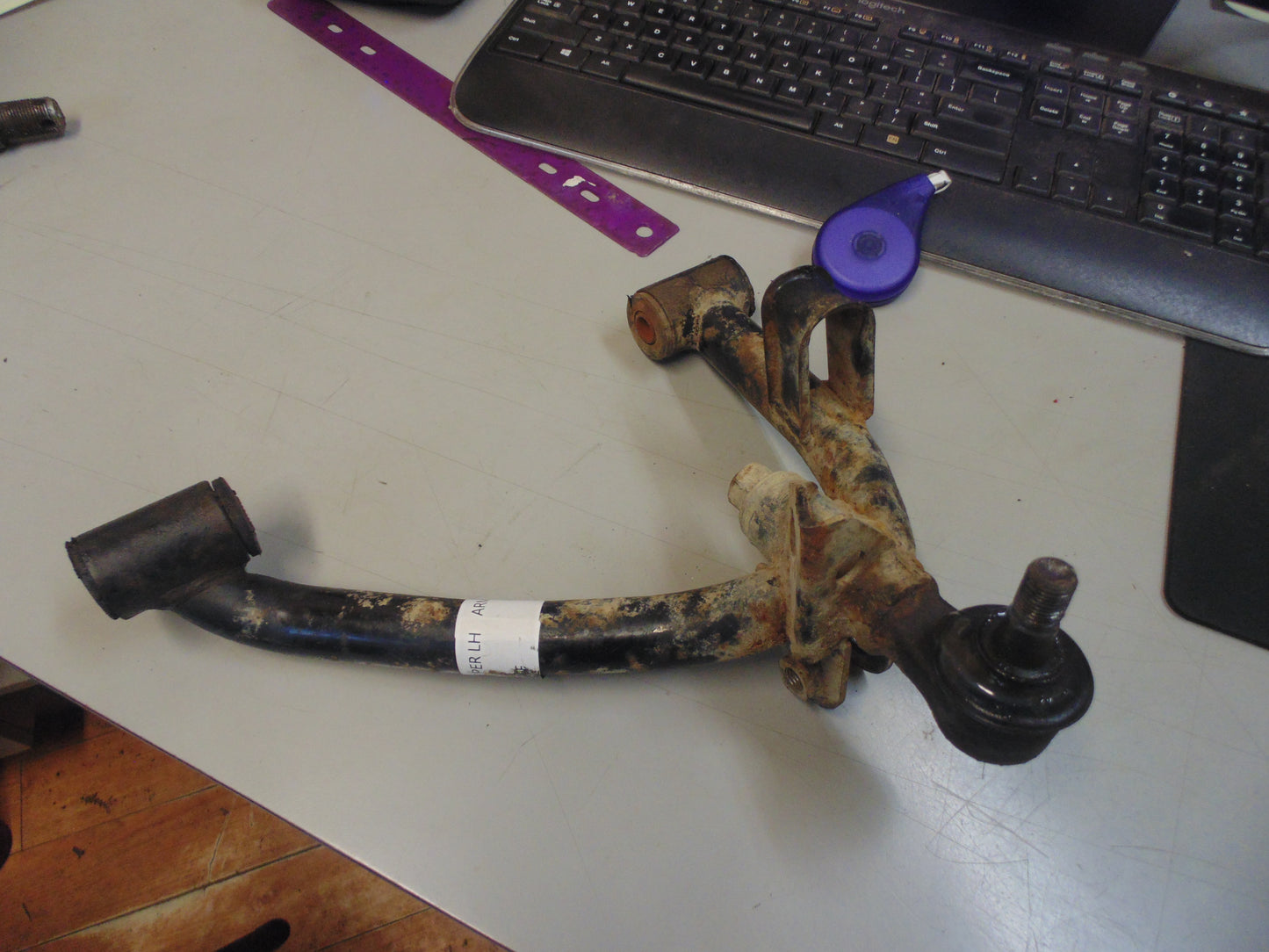 1986 SUZUKI LT250EF SUSPENSION UPPER ARM LH 52440-24502