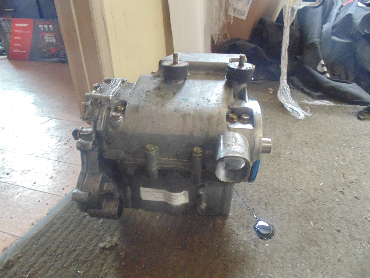 1999 Polaris TRAIL BLAZER 250 CRANKCASE ASSY 2202864 2205112