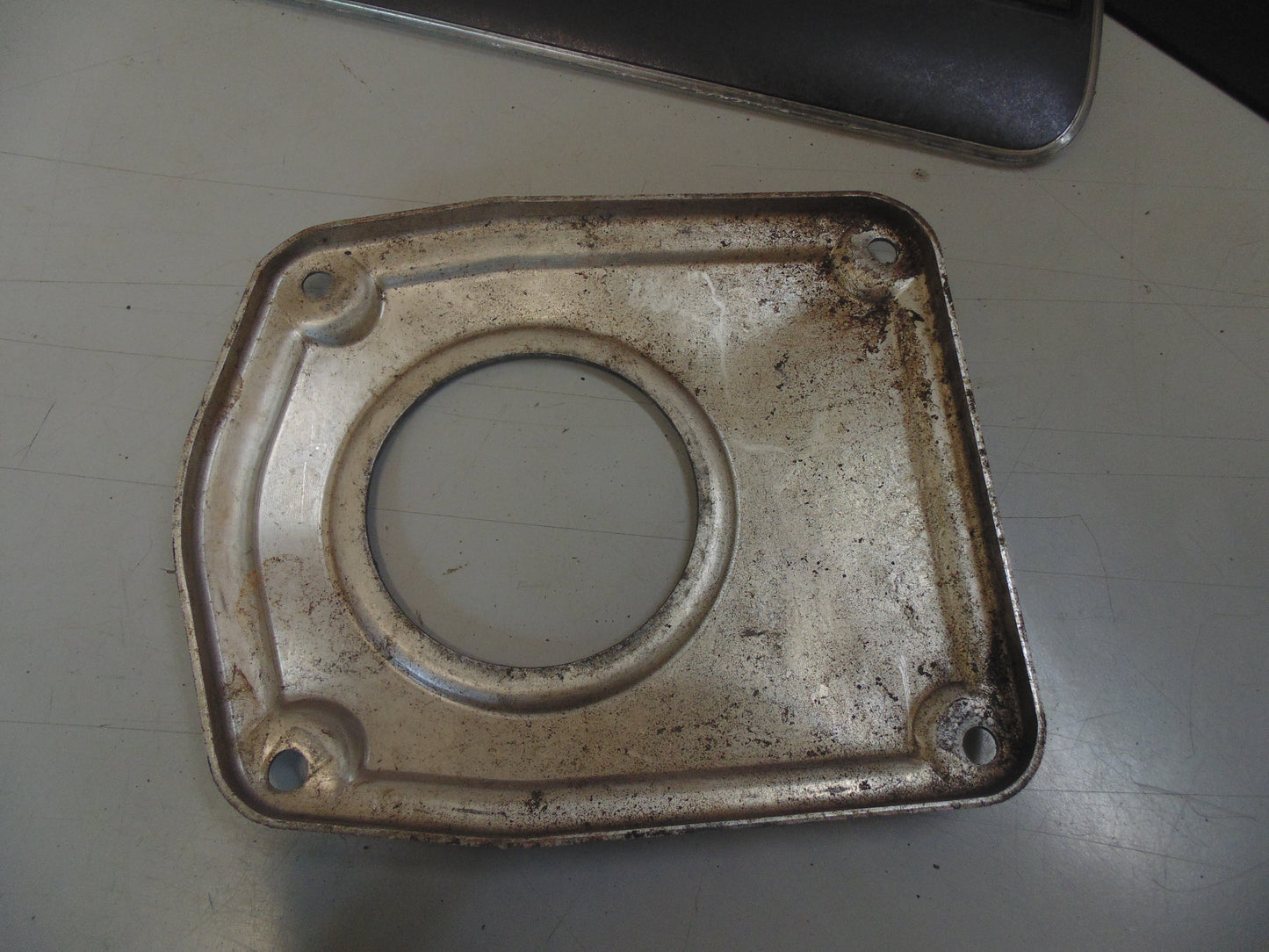 1997 POLARIS SPORTSMAN 400L RETAINER COVER 5220980