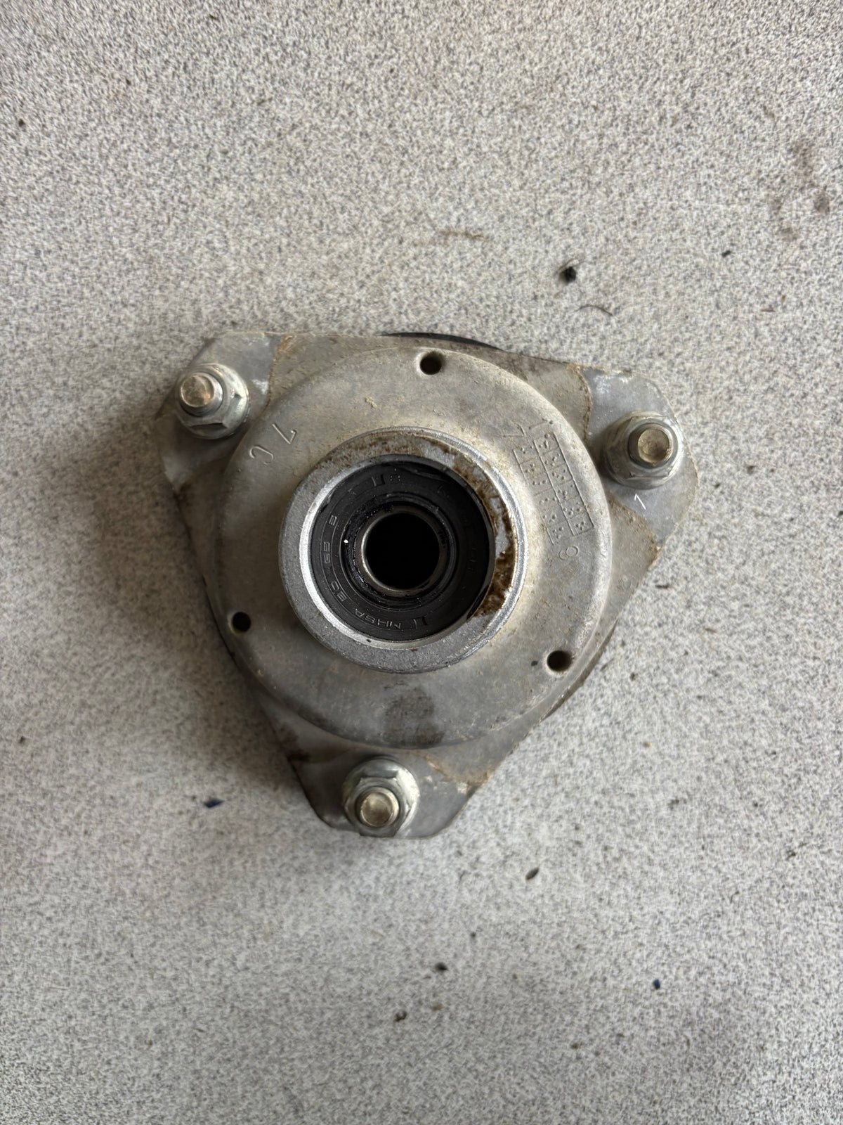 1989 SUZUKI LT80S HUB, FRONT 54110-40B00