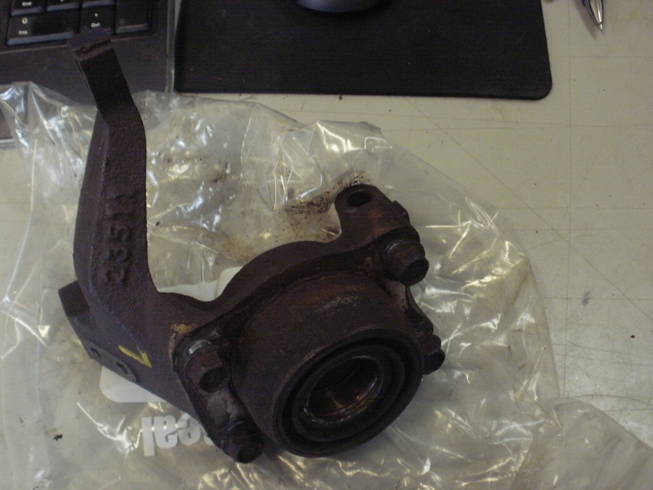 1989 YAMAHA BIG BEAR 4WD STEERING KNUCKLE ASSY LH 3HN-23501-01-00 3HN-23501-02-00