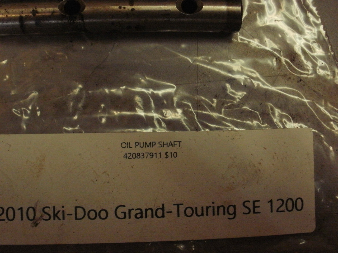 2010 SKI-DOO GRAND TOURING SE 1200 OIL PUMP SHAFT 420837911