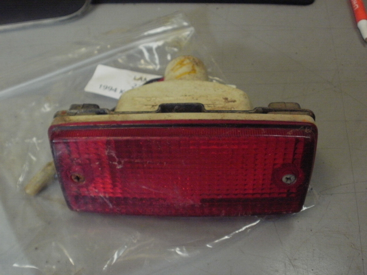 1994 KAWASAKI BAYOU 300 4X4 LAMP ASSY TAIL 23024-1118