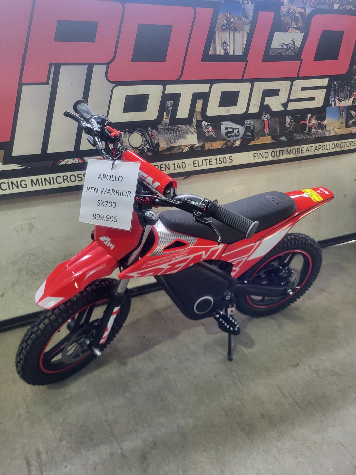 Warrior 700 rouge