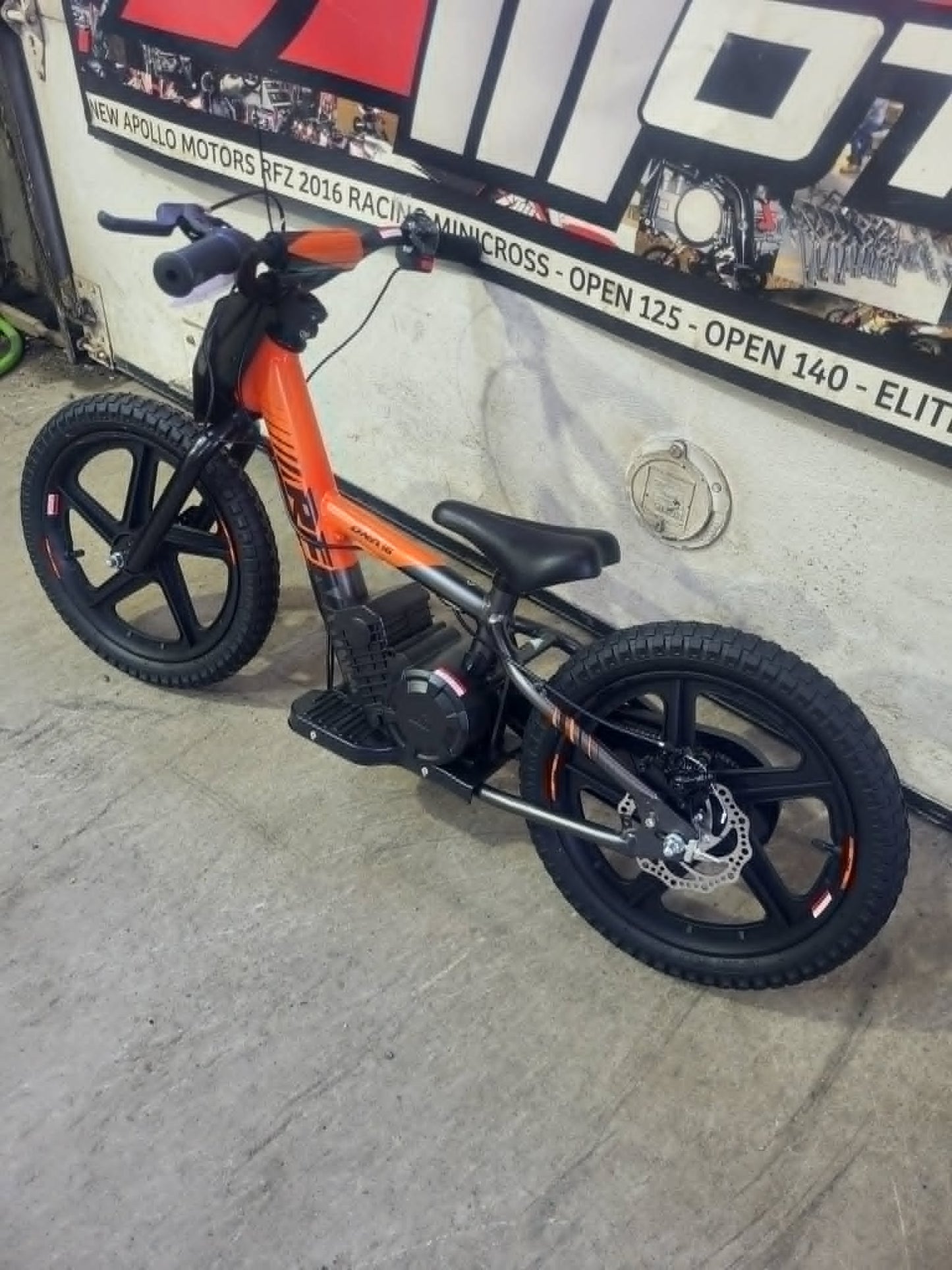 SEDNA 16 ORANGE