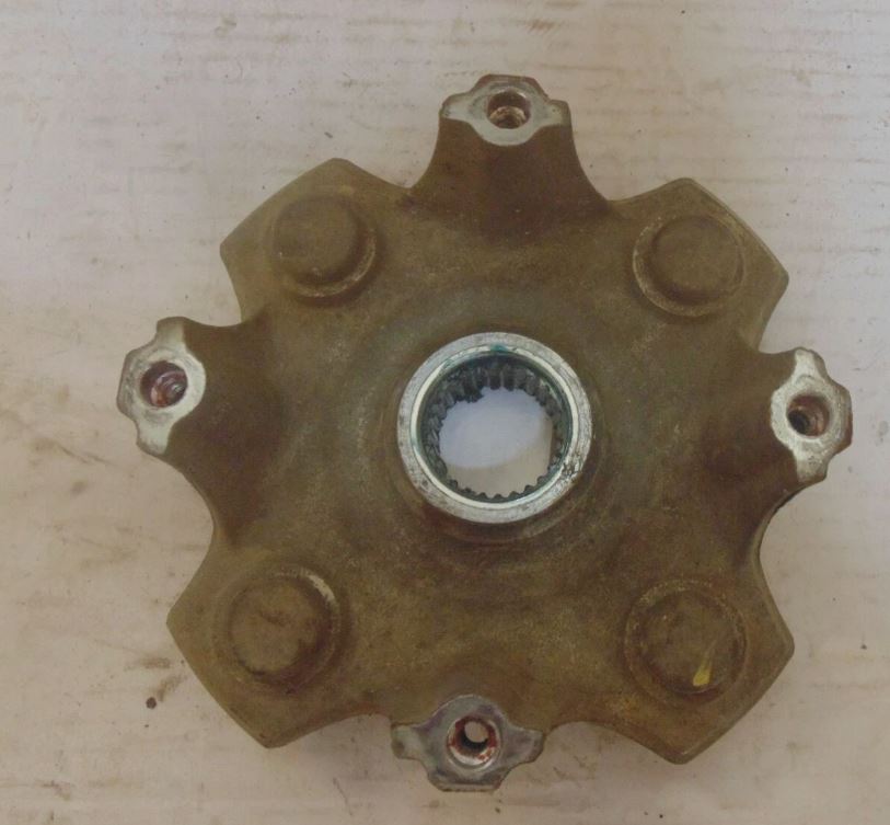 2008 ARCTIC CAT 366 AUTO TRANSMISSION 4X4 FIS GREEN HUB WHEEL FRONT 1502-462