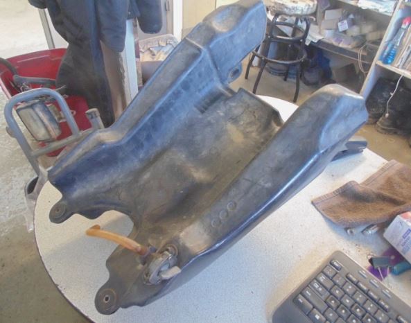 1987 YAMAHA BIG BEAR 4WD FUEL TANK COMP 2HR-24110-01-00