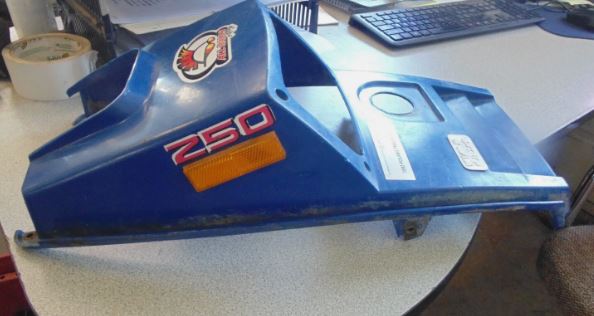 1992 POLARIS TRAIL BLAZER HEADLIGHT COVER HOOD OIL H/L BON BLUE 5430973-153