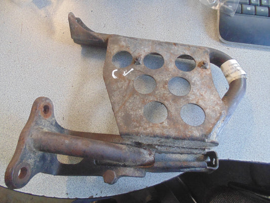 1994 YAMAHA KODIAK 4WD FOOTREST 2 3HN-27421-01-00 3HN-27421-20-00