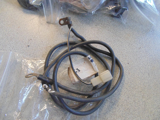 1992 SUZUKI LT-250T HOSE BATTERY EXHAUST L600-550 33680-16A10 33680-16A11
