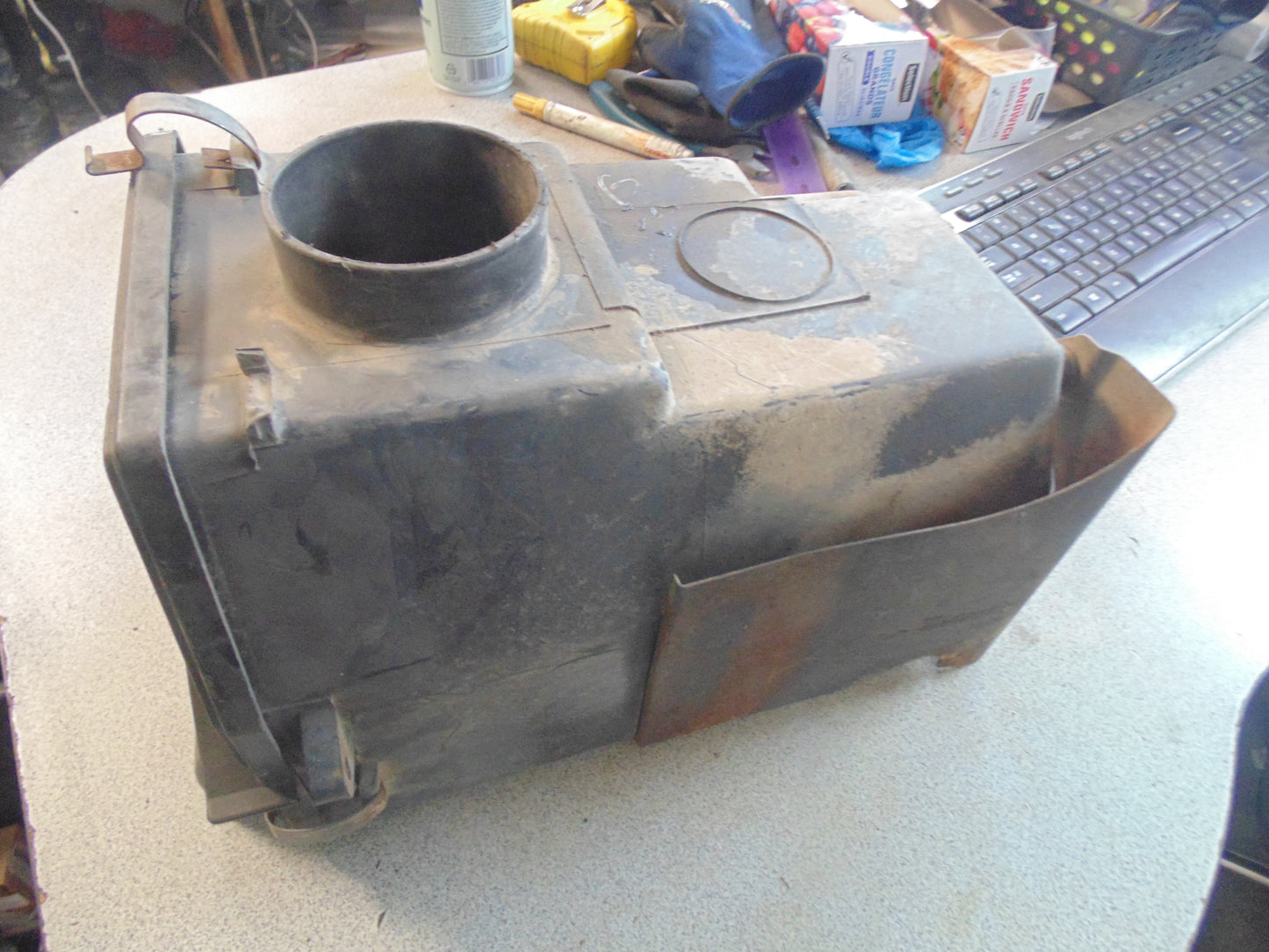 1986 KAWASAKI BAYOU 300 CASE AIR FILTER 11011-1199