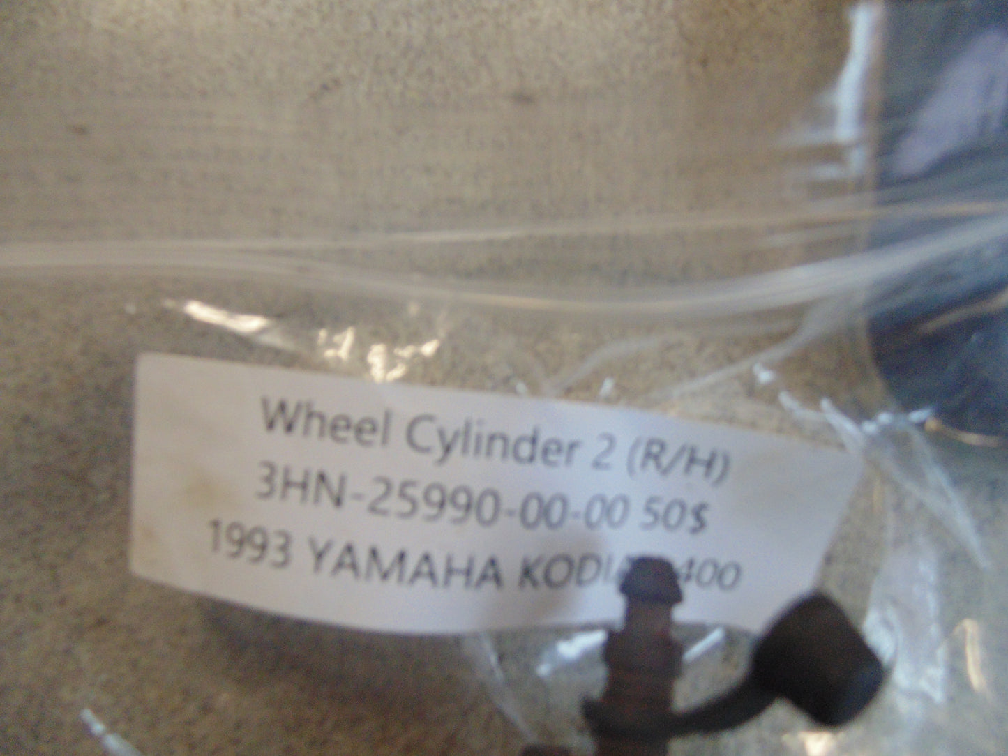 1993 YAMAHA KODIAK 400 WHEEL CYLINDER 2 (R/H) 3HN-25990-00-00