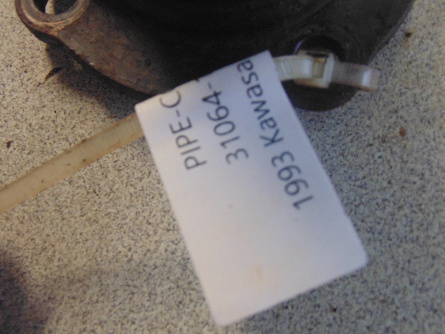 1993 KAWASAKI BAYOU 400 4X4 PIPE-COMP-LH 31064-1098