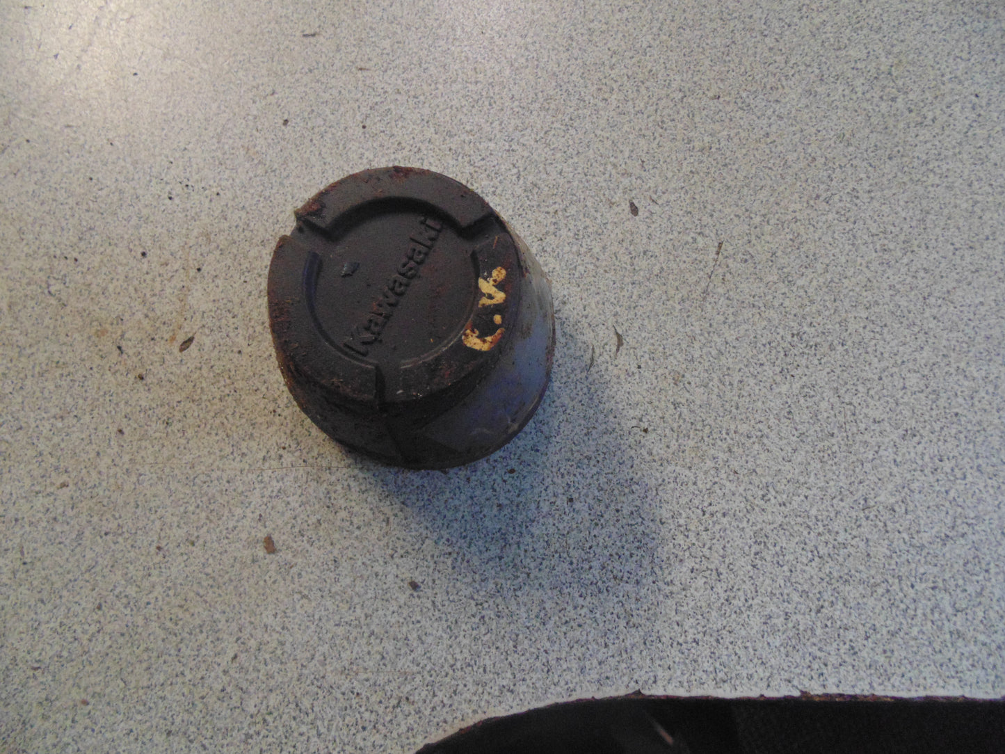 1993 KAWASAKI KLF400 4X4 CAP WHEEL 11012-1519 11012-1969