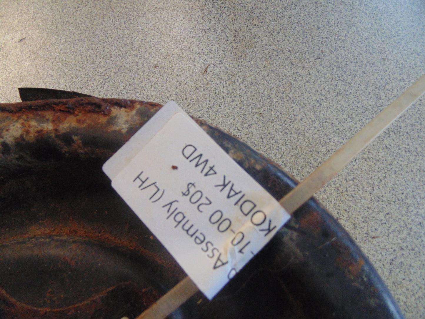 1996 Yamaha KODIAK 4WD BACKING PLATE ASSY 3HN-27208-10-00