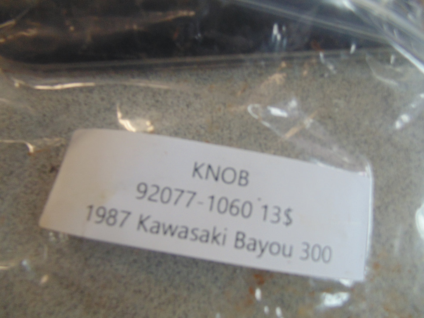 1987 KAWASAKI BAYOU 300 KNOB 92077-1060
