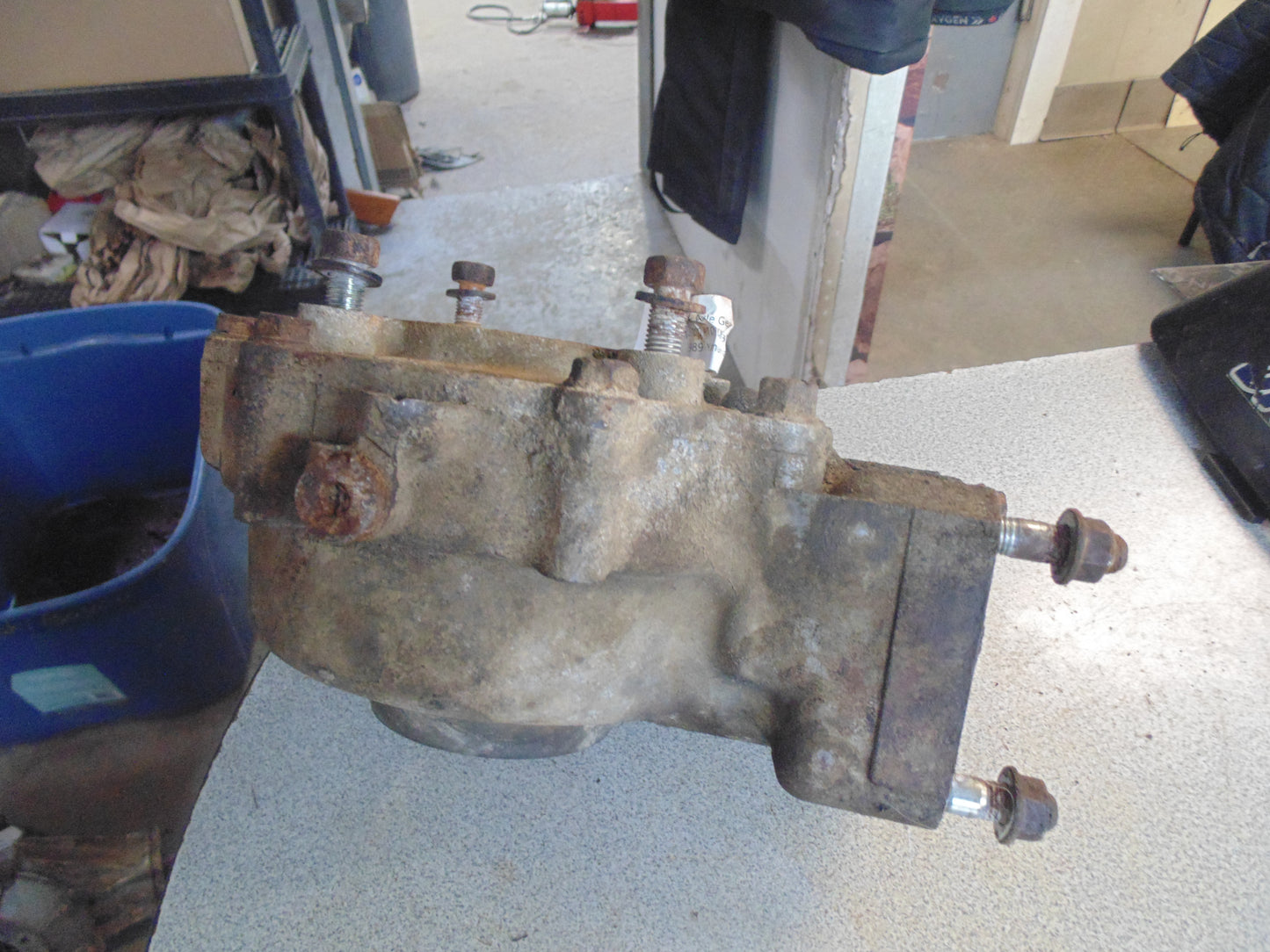 1989 Yamaha BIG BEAR 4WD REAR AXLE GEAR CASE ASSY 3HN-46101-10-00 4HN-46101-12-00