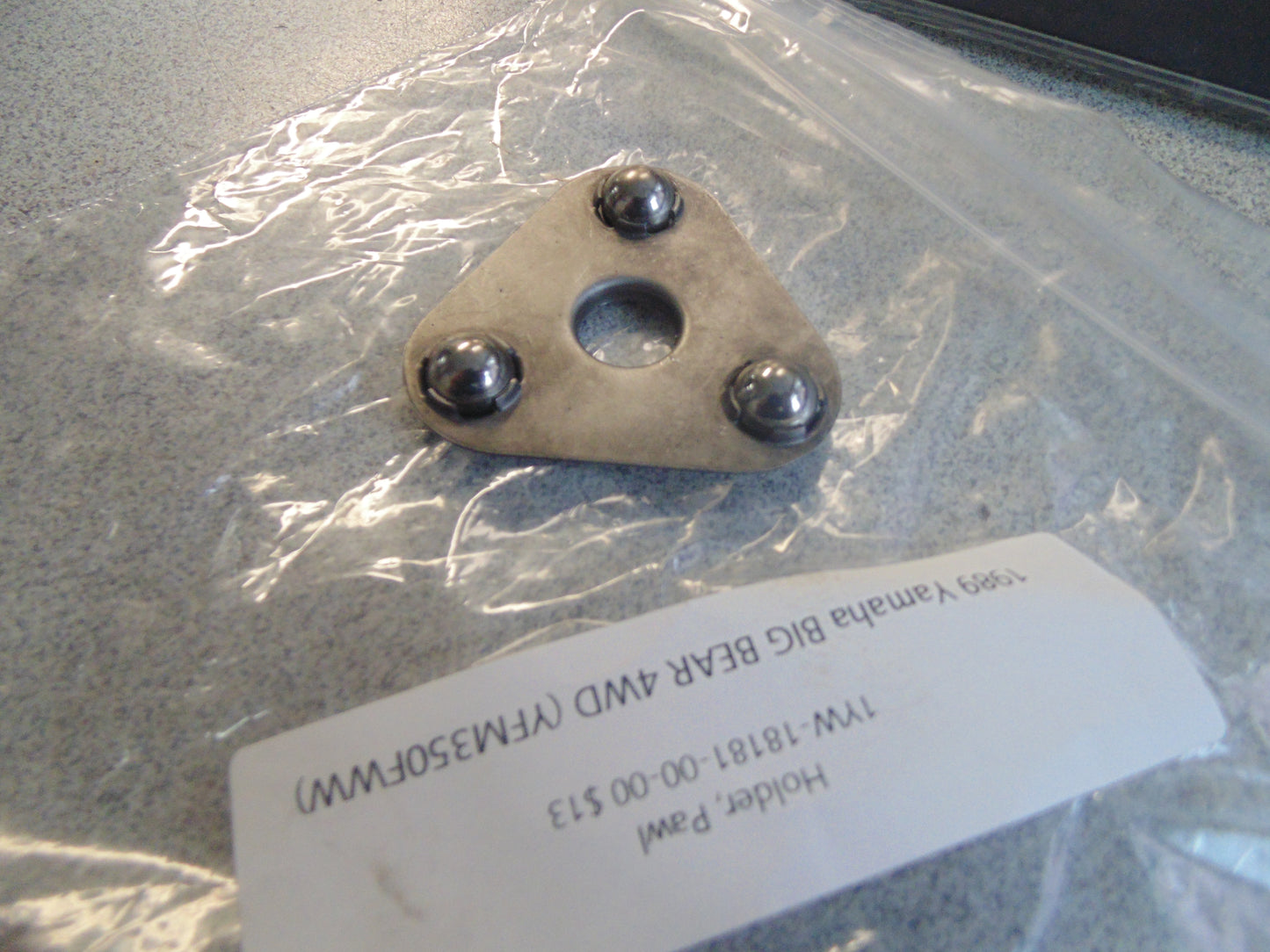 1989 Yamaha BIG BEAR 4WD HOLDER PAWL 1YW-18181-00-00