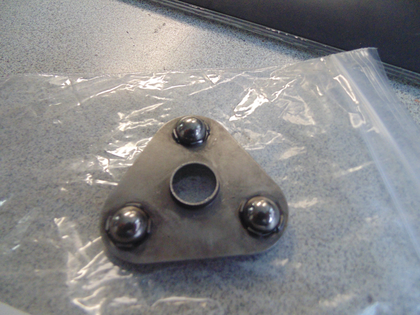 1989 Yamaha BIG BEAR 4WD HOLDER PAWL 1YW-18181-00-00