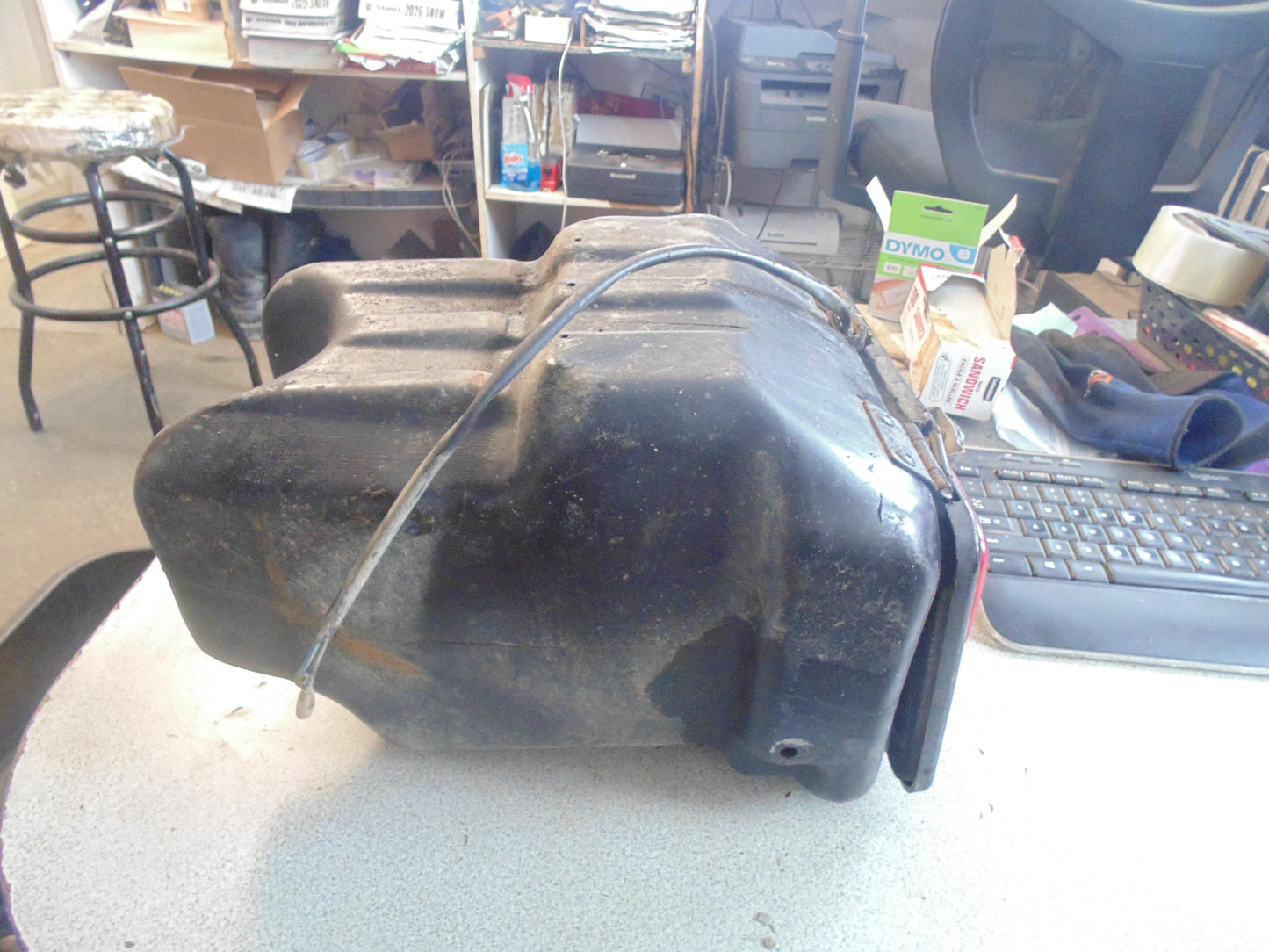 1989 Yamaha BIG BEAR 4WD Box Comp w/ TAILIGHT 1YW-2160A-00-00 1YW-2160A-20-00 52H-84710-00-00