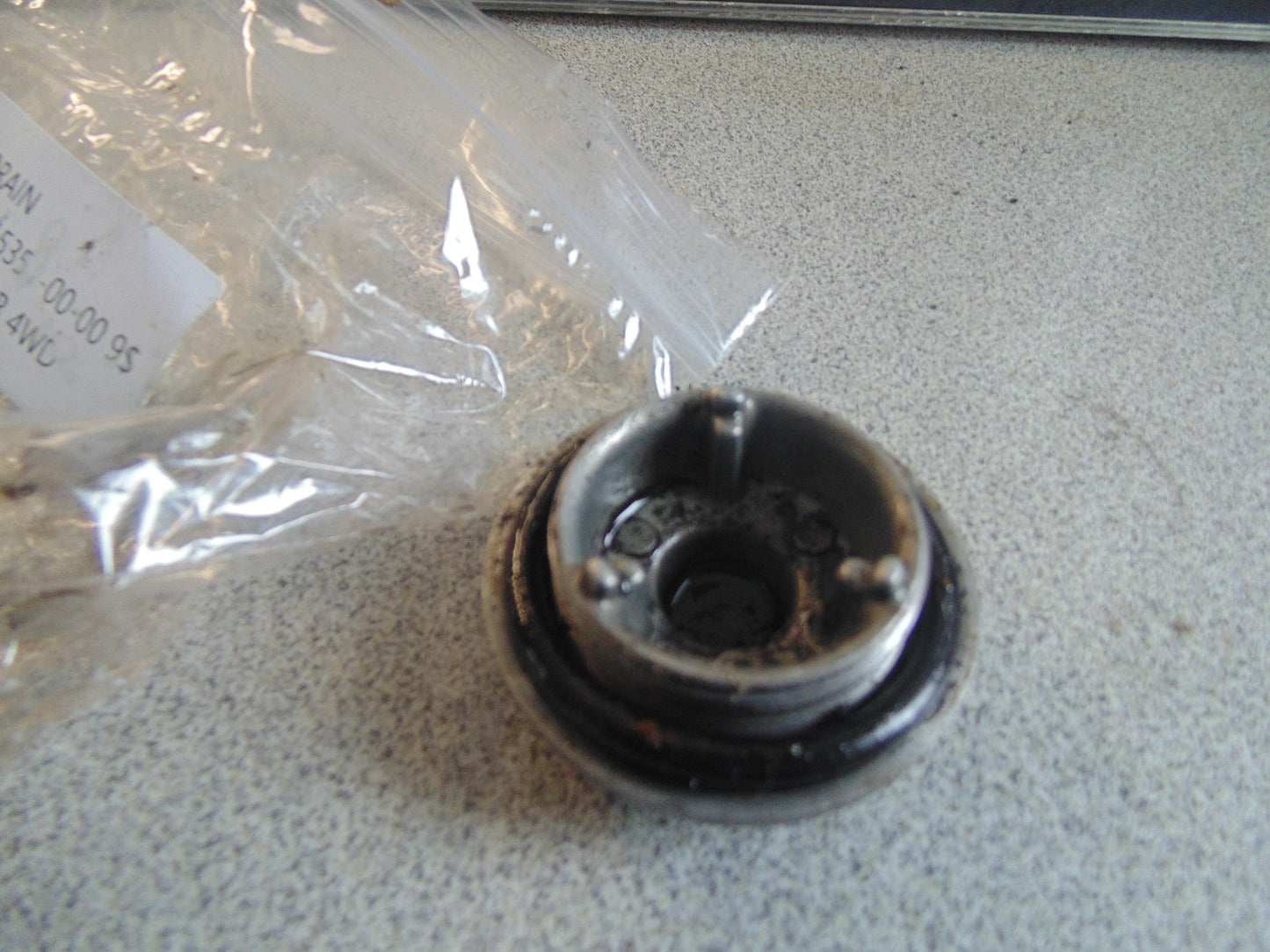 1989 Yamaha BIG BEAR 4WD PLUG DRAIN 30X-15351-00-00 4HC-15351-00-00