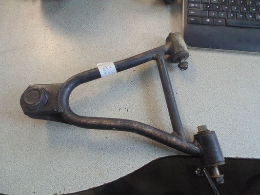 1989 Yamaha BIG BEAR 4WD FRONT LOWER ARM COMP RIGHT 2HR-23580-00-00 2HR-23580-01