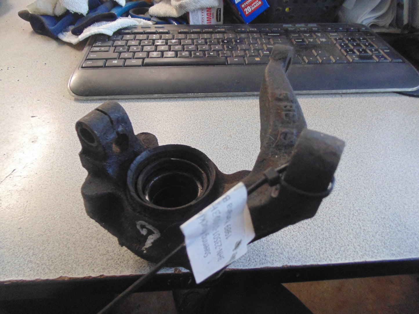 1989 Yamaha BIG BEAR 4WD STEERING KNUCKLE ASSY LH 3HN-23501-01-00 3HN-23501-02-0