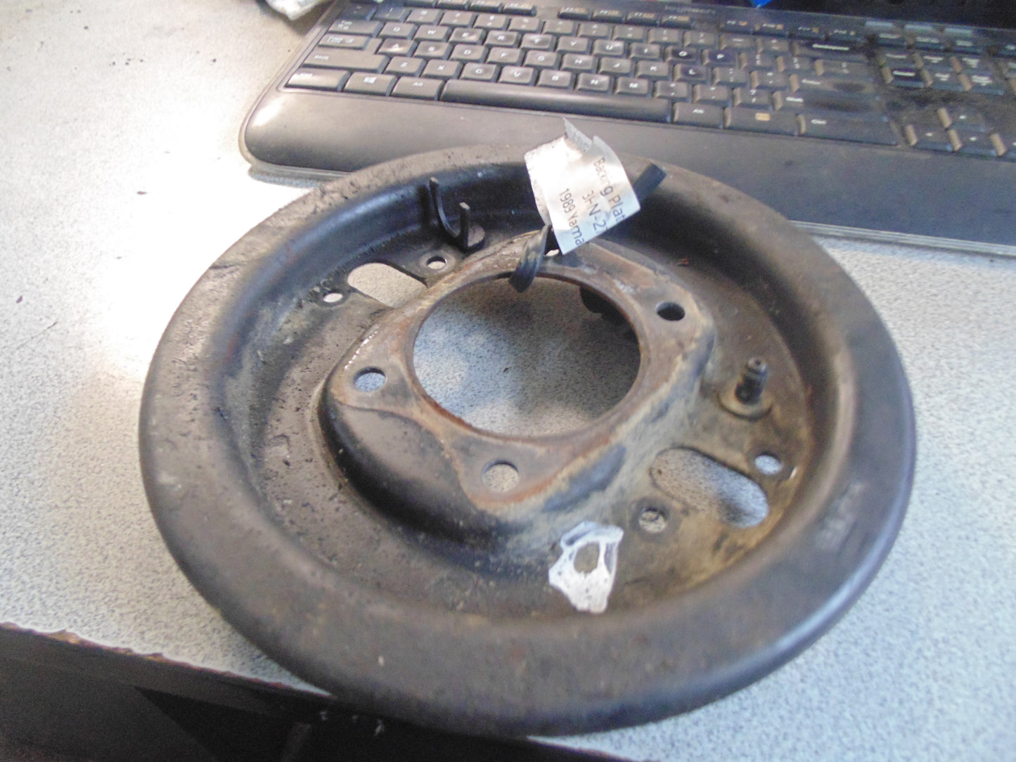 1989 Yamaha BIG BEAR 4WD BACKING PLATE SUB ASSY 3HN-27208-10-00