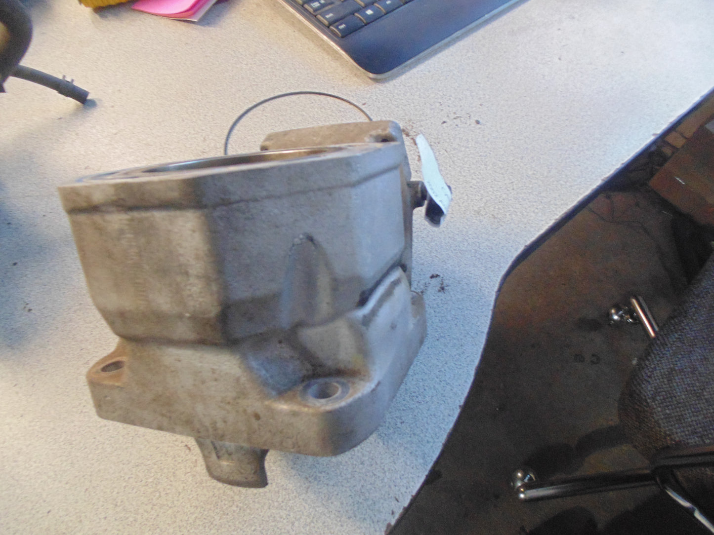 2002 ARCTIC CAT PANTERA 600 EFI CYLINDER W/PISTON 3005-653 (NEED REBUILT)