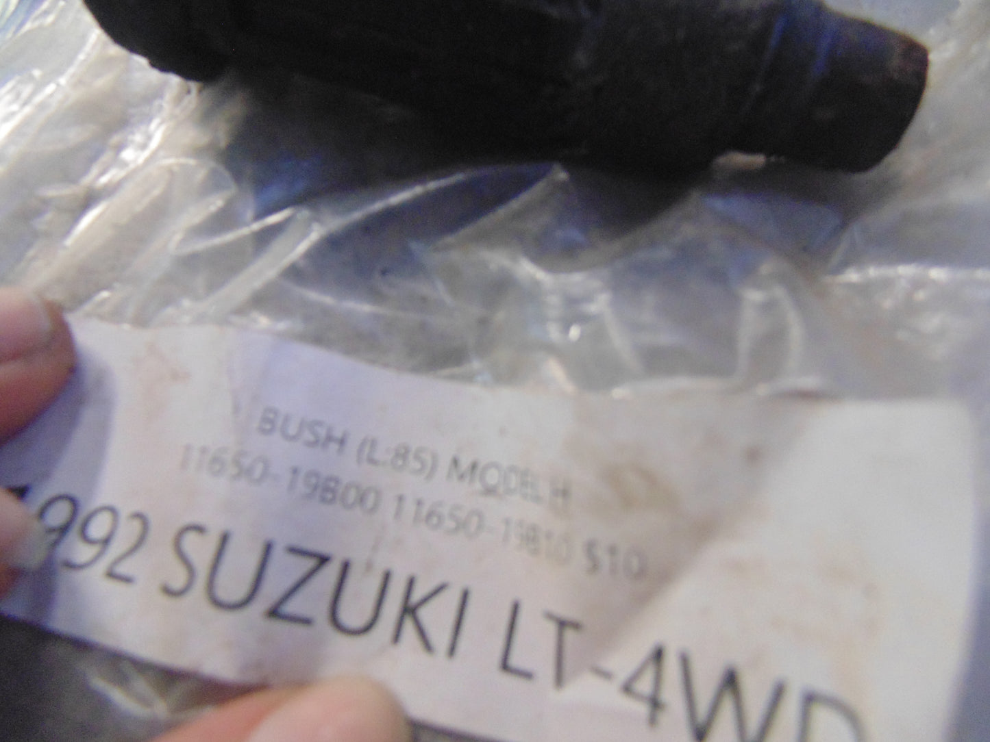 1992 SUZUKI LT-4WD BUSH L:85 MODEL H 11650-19B00 11650-19B10