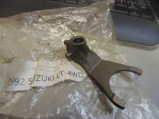 1992 SUZUKI LT-4WD FORK GEAR SHIFTING NO4 25241-19B00