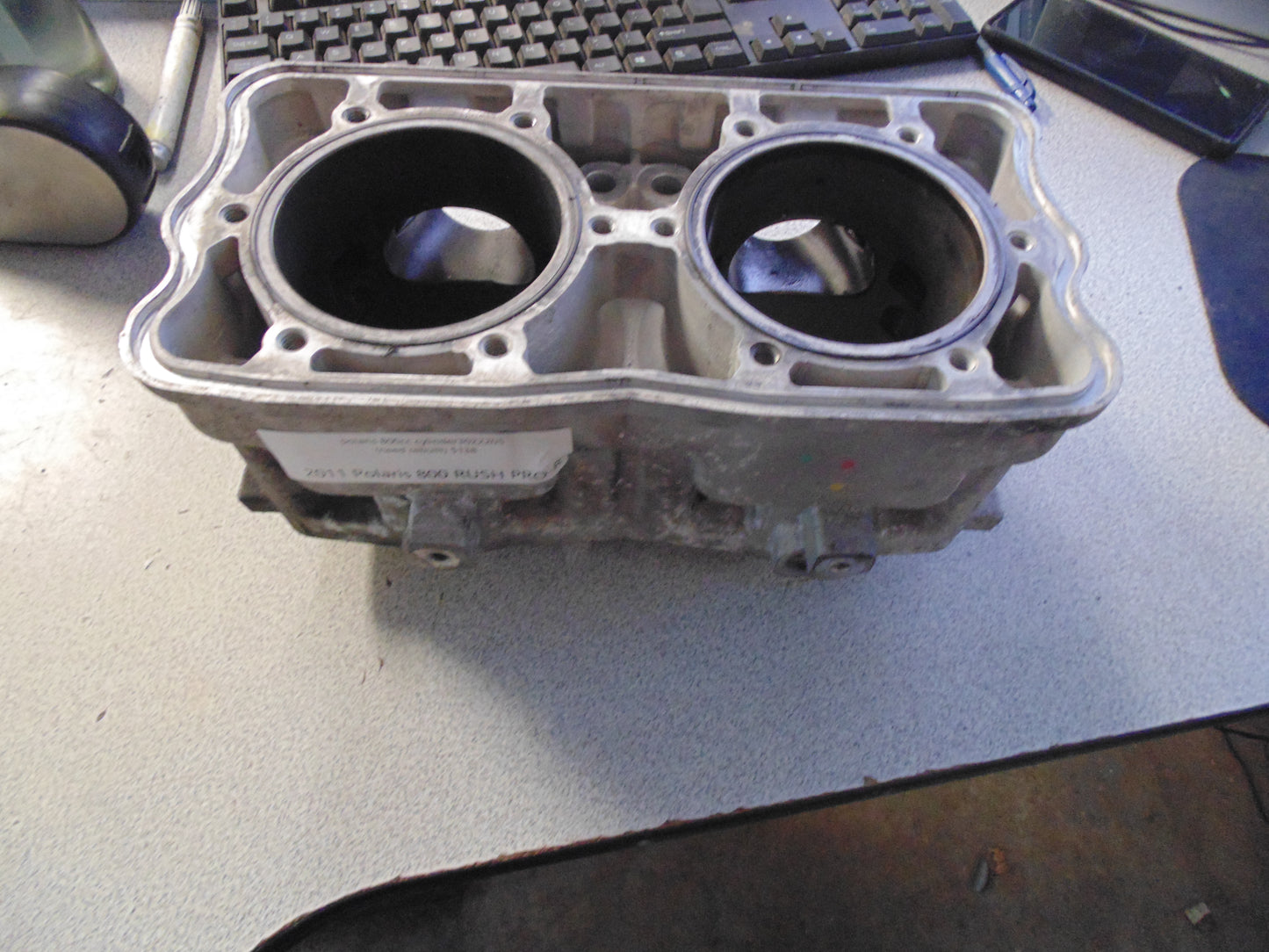 polaris 800cc cylinder 3022205  (need rebuilt)