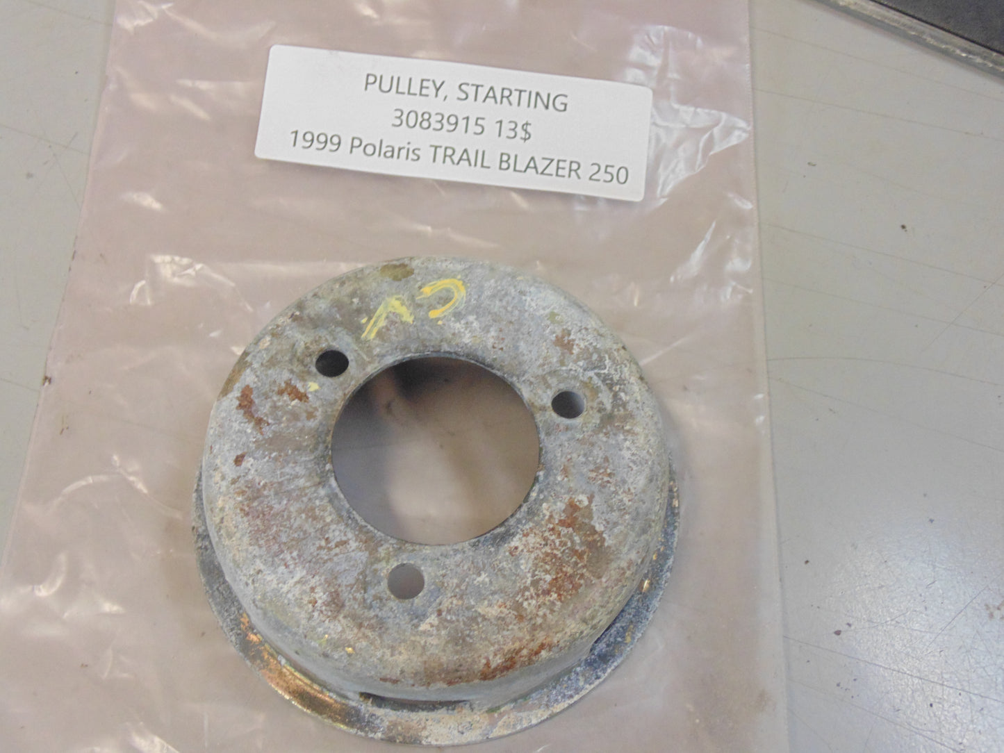 1999 Polaris TRAIL BLAZER 250 PULLEY STARTING 3083915