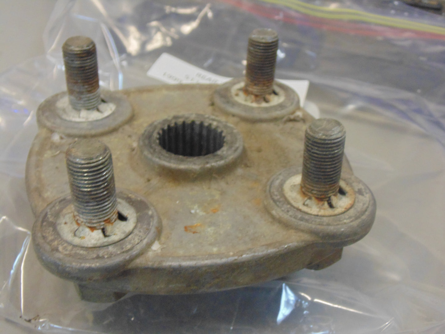 1999 Polaris TRAIL BLAZER 250 REAR WHEEL HUB 5131777 5144192