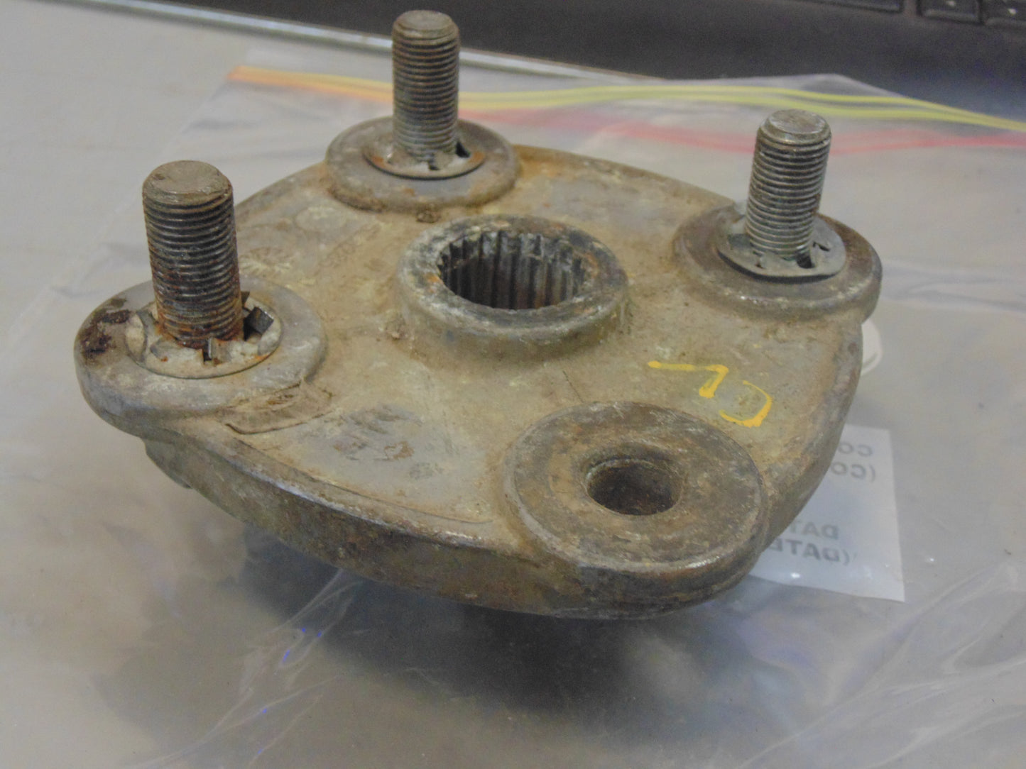 1999 Polaris TRAIL BLAZER 250 REAR WHEEL HUB 5131777 5144192