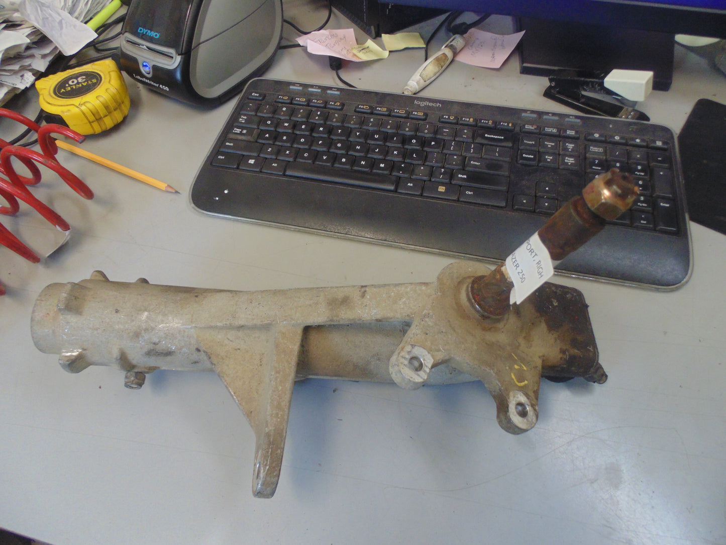 1999 Polaris TRAIL BLAZER 250 STRUT/ SPINDLE SUPPORT RIGHT 5131040