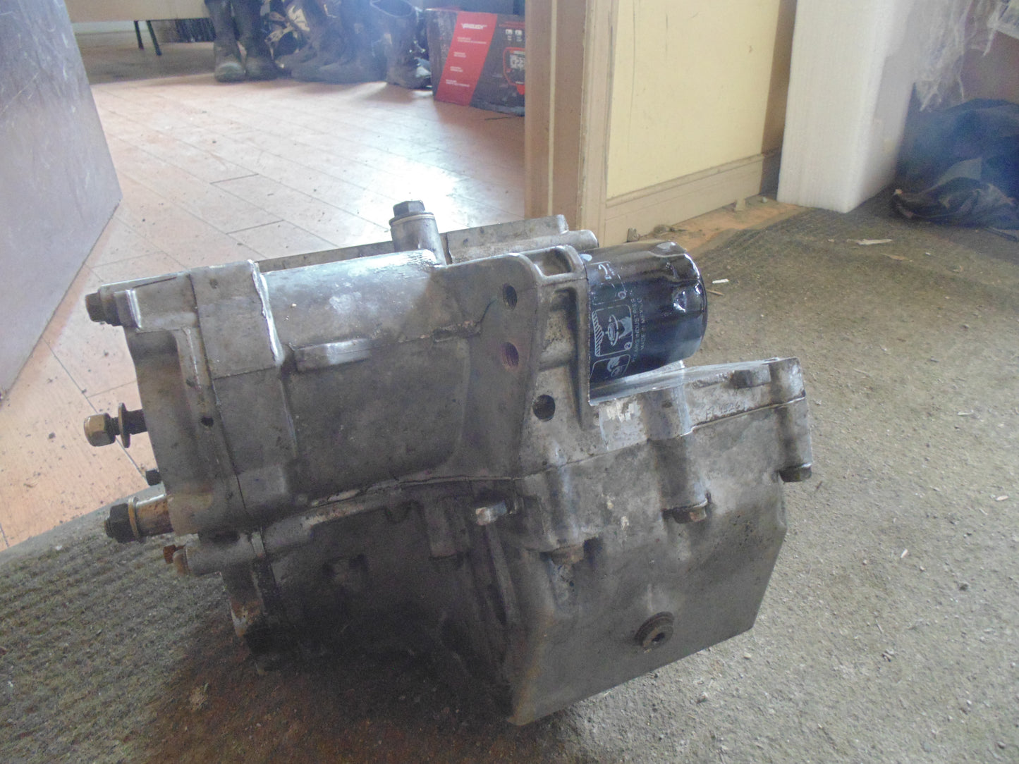 1999 Polaris TRAIL BLAZER 250 CRANKCASE ASSY 2202864 2205112