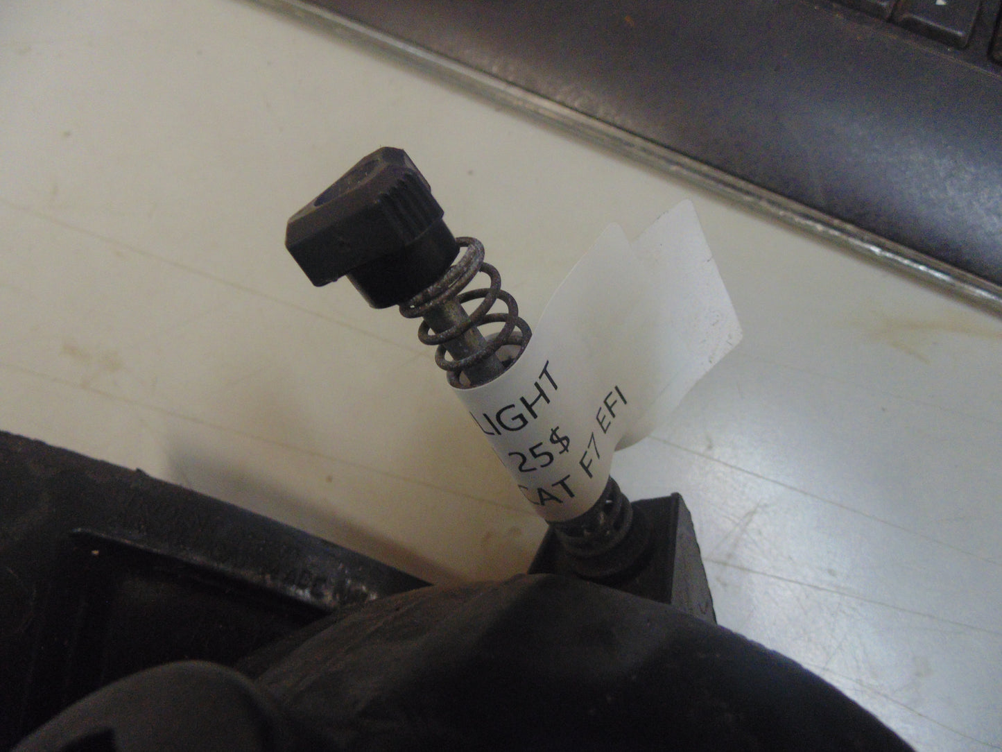 2006 Arctic Cat F7 EFI LEFT HEADLIGHT 0609-531