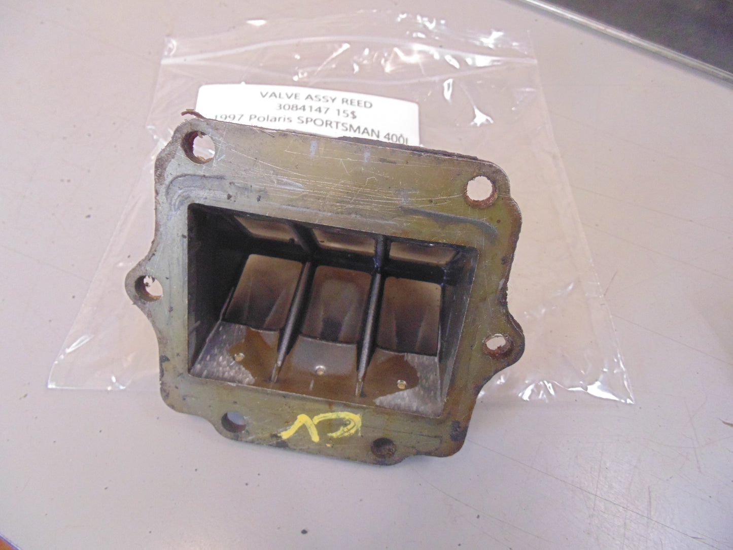 1997 POLARIS SPORTSMAN 400L VALVE ASSY REED 3084147