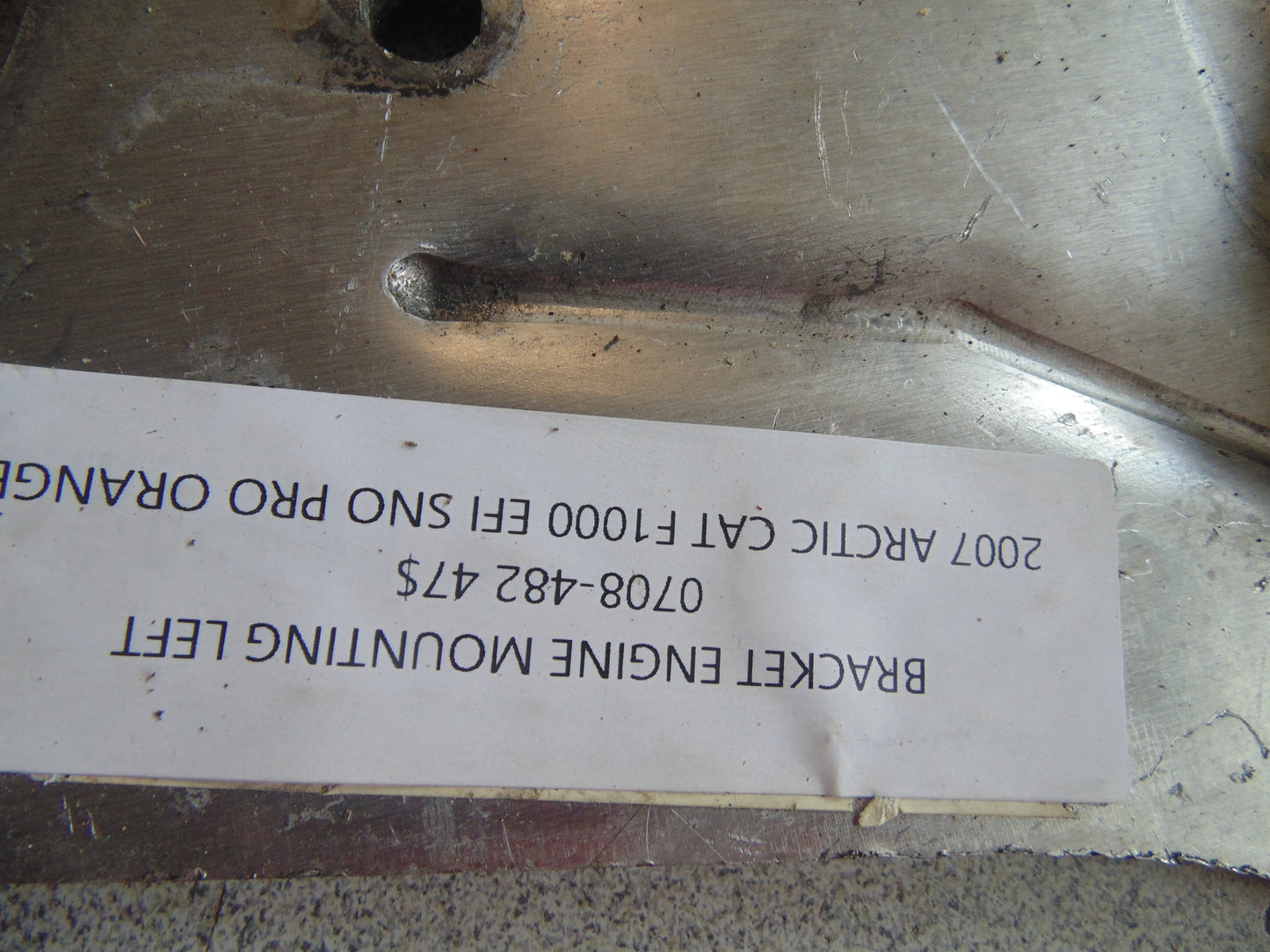 2007 ARCTIC CAT F1000 EFI SNO PRO ORANGE BRACKET ENGINE MOUNTING LEFT 0708-482