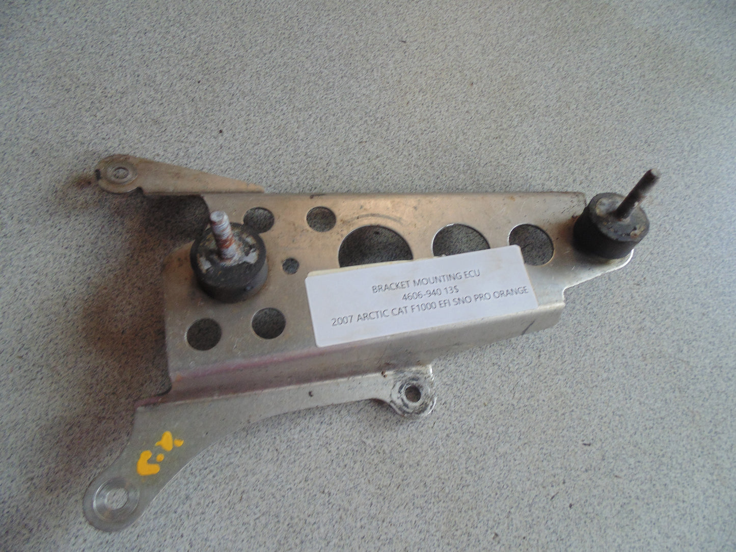 2007 ARCTIC CAT F1000 EFI SNO PRO ORANGE BRACKET MOUNTING ECU 4606-940
