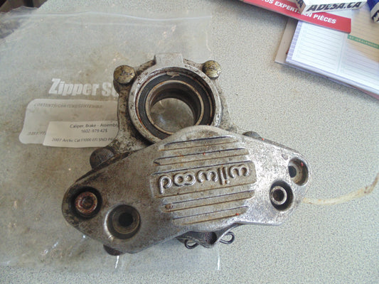 2007 ARCTIC CAT F1000 EFI SNO PRO ORANGE CALIPER BRAKE ASSY 1602-979