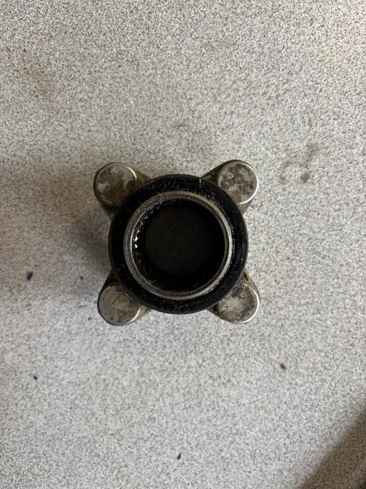 1989 SUZUKI LT80S FLANGE, MOUNTING 64610-40B00